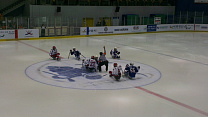 Сборная России по хоккею-следж одержала первую победу на Чемпионате мира в Южной Корее, обыграв хозяев турнира со счетом 2:1