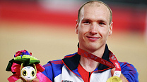 В.В. Путин поздравил победителя XVI Паралимпийских летних игр в Токио в соревнованиях по велоспорту в дисциплине шоссе, индивидуальная гонка с раздельного старта М. Асташова
